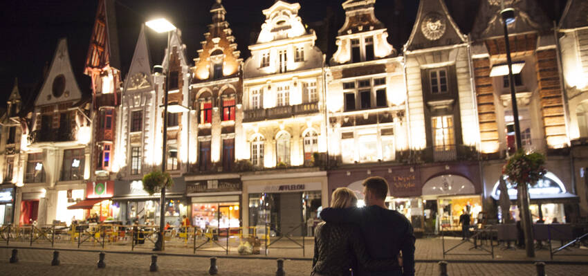 Les façades Art déco de la Grand'Place de Béthune